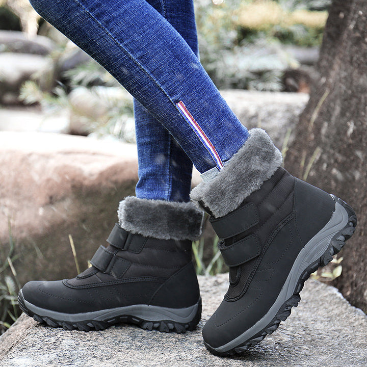 Step into Style and Comfort with Our Ladies High-top Plus Velvet Cotton Shoes!