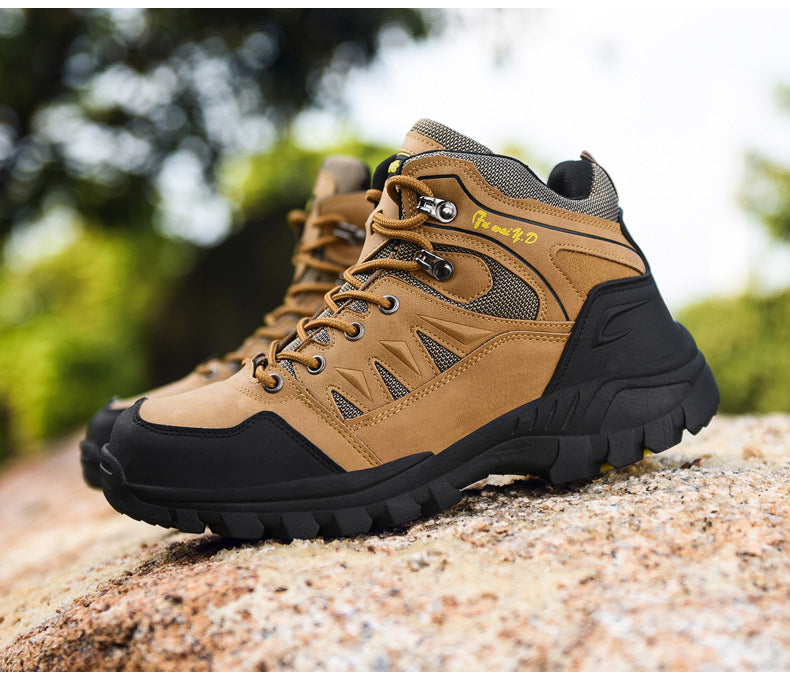 Outdoor climbing shoes