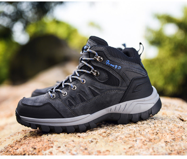 Outdoor climbing shoes